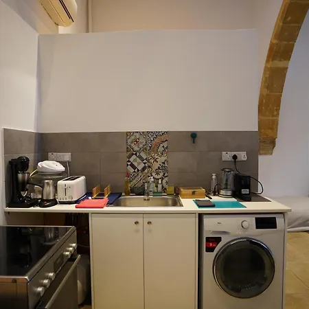 Large Kamara شقة *